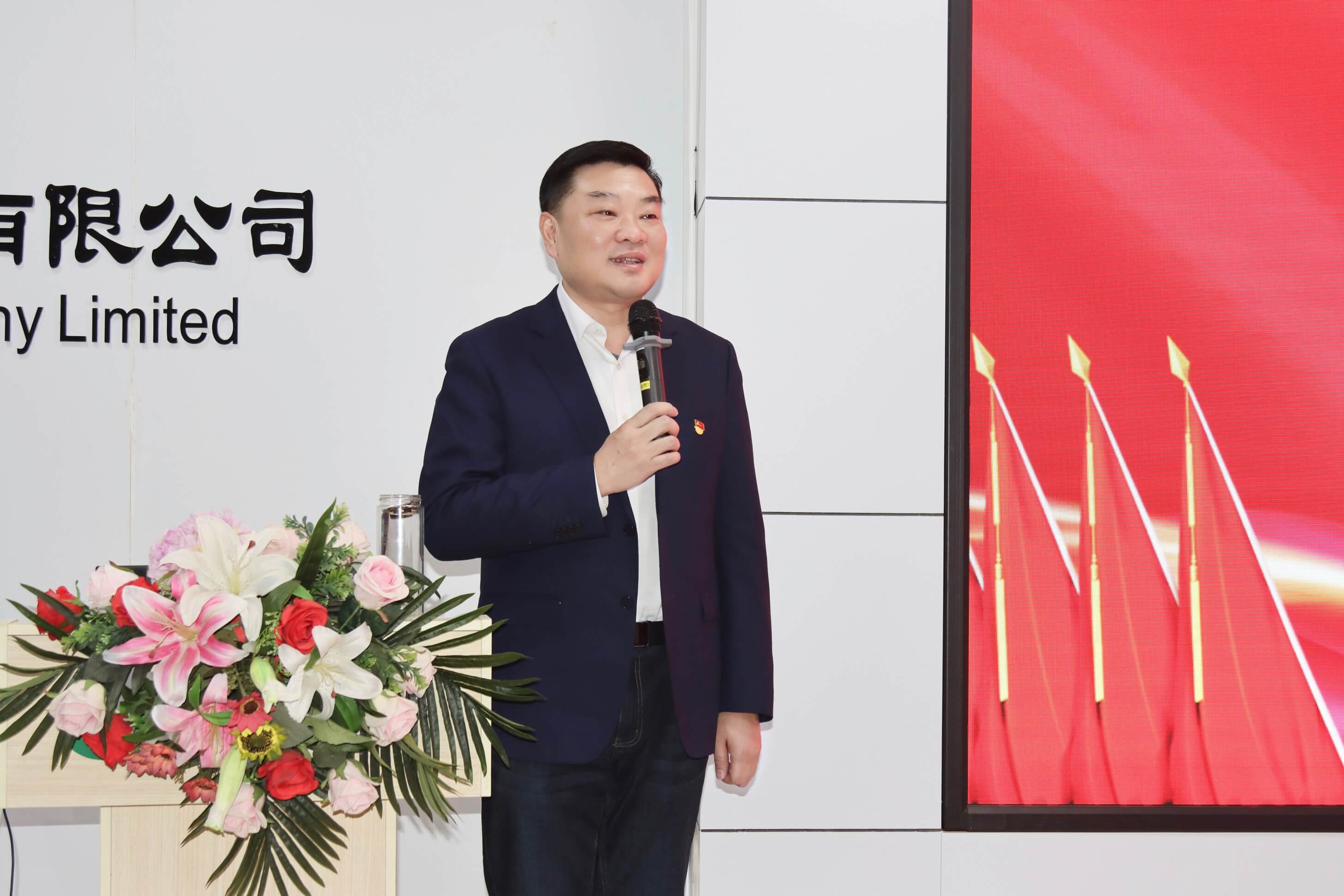 中国人寿合肥市分公司总经理虞坚赴庐江支公司参加个险联合大早会