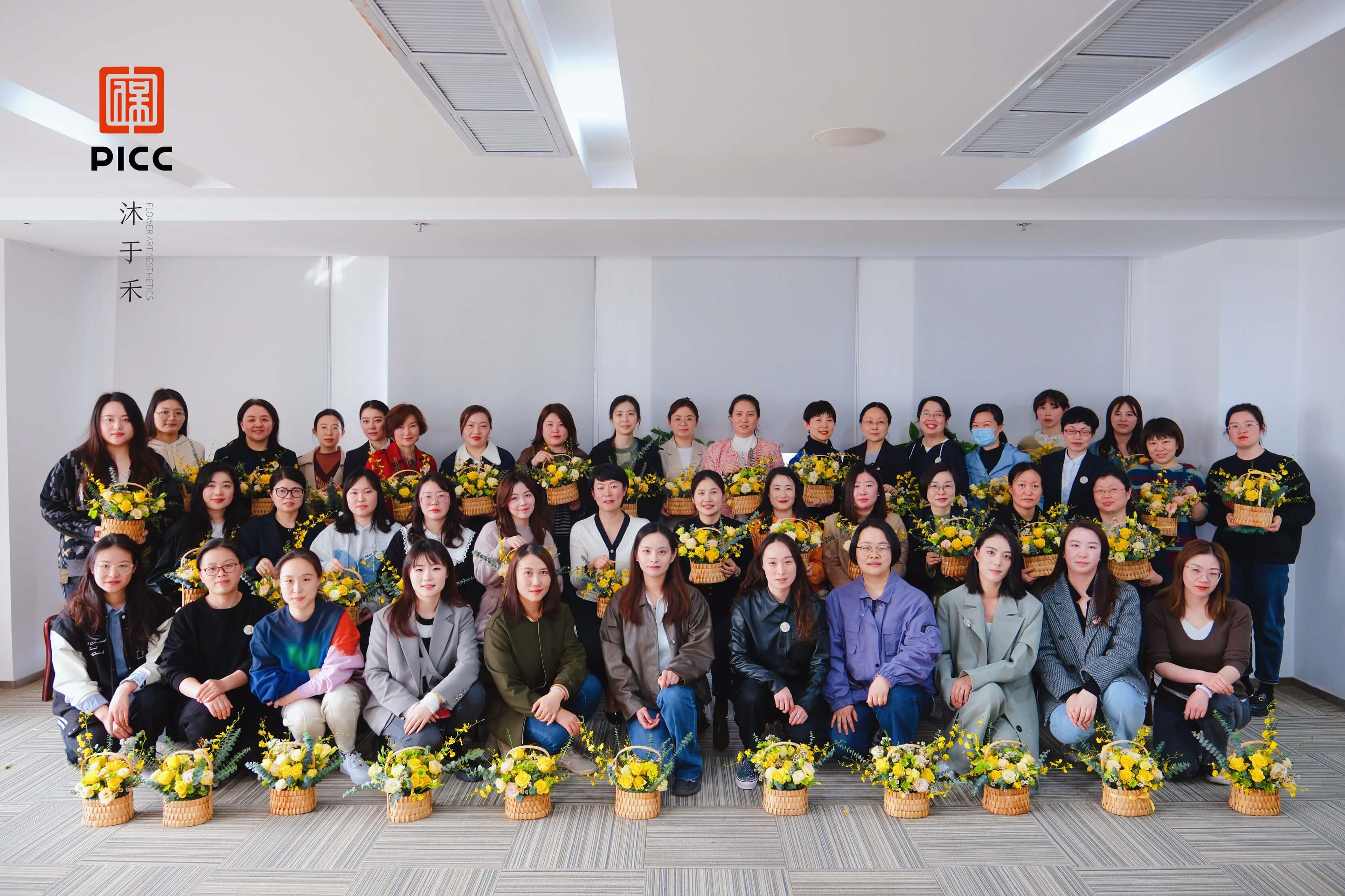 合肥人保财险举办女神节主题艺术插花活动
