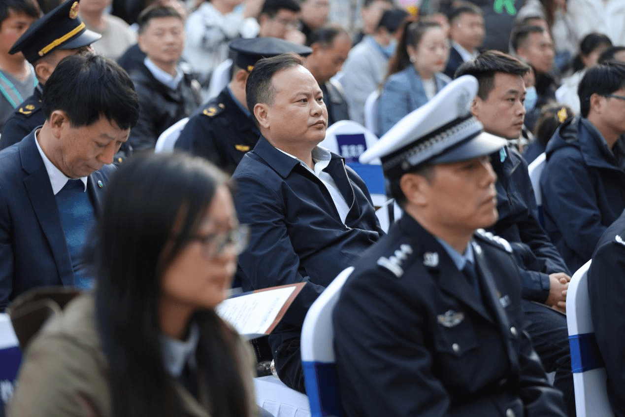 合肥人保财险：协助市交警支队举办“守法礼让 文明出行”主题活动