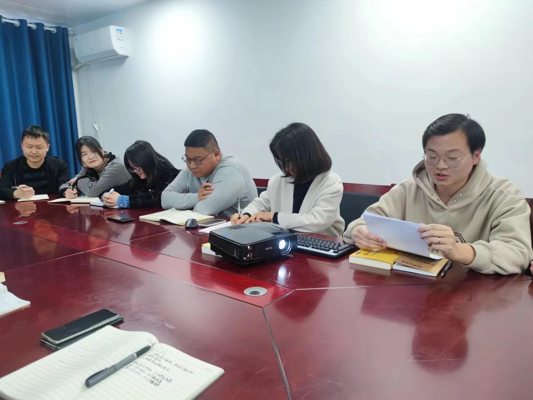 人间最美四月天 正是读书好时节 ——国元保险肥西支公司开展主题读书分享活动