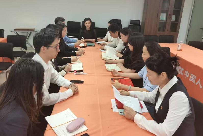 人保寿险合肥中支开展青年座谈会